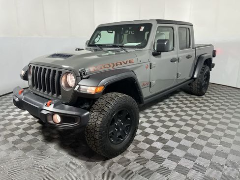 Used 2022 Jeep Gladiator Mojave w/ Cold Weather Group AWD/4WD image 4