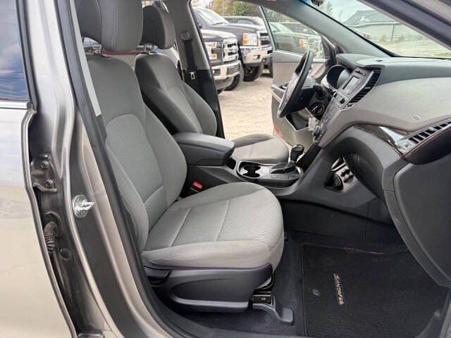 Used 2018 Hyundai Santa Fe Sport w/ Cargo Package FWD image 25