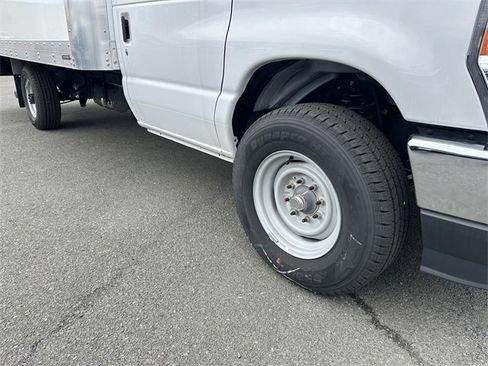 New 2024 Ford E-350 and Econoline 350 Super Duty w/ Power Windows & Locks Group image 11