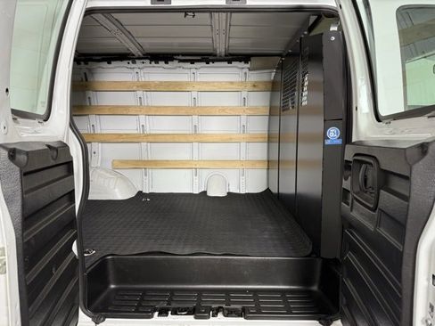 Used 2024 Chevrolet Express 2500 w/ Driver Convenience Package image 12