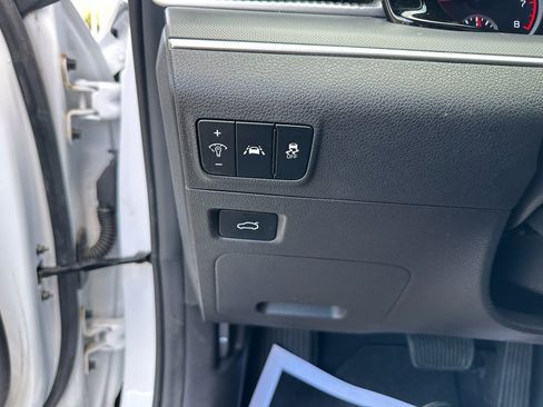 Used 2023 Kia K5 GT-Line w/ GT-Line Premium Package image 15