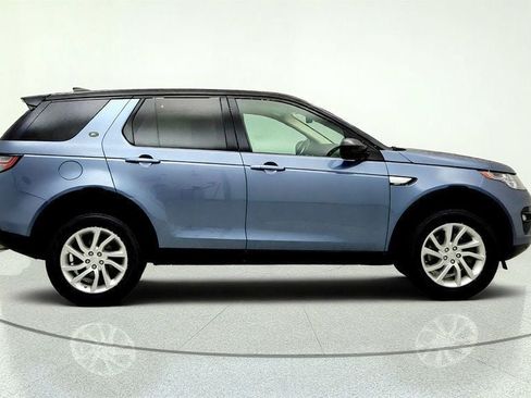 Used 2018 Land Rover Discovery Sport HSE AWD/4WD image 4