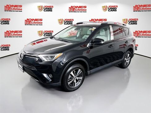 Certified 2017 Toyota RAV4 XLE image 14