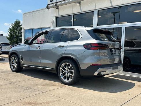 Used 2025 BMW X5 xDrive40i w/ Climate Comfort Package AWD/4WD image 6