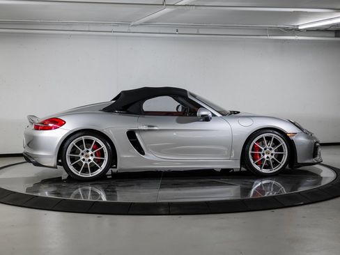 Certified 2016 Porsche Boxster Spyder image 8