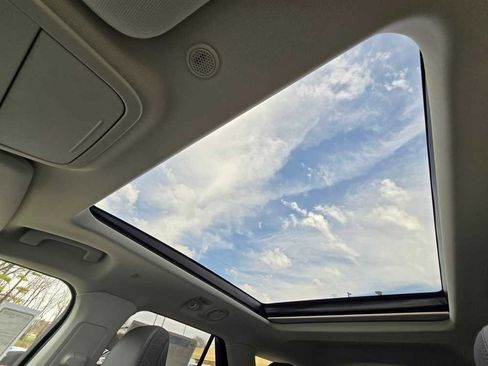 New 2026 Ford Explorer Active image 38