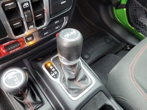 Used 2018 Jeep Wrangler Unlimited Rubicon image 20