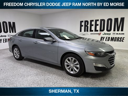 Used 2024 Chevrolet Malibu LT FWD image 3