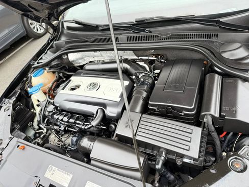 Used 2013 Volkswagen Jetta GLI Autobahn FWD image 41