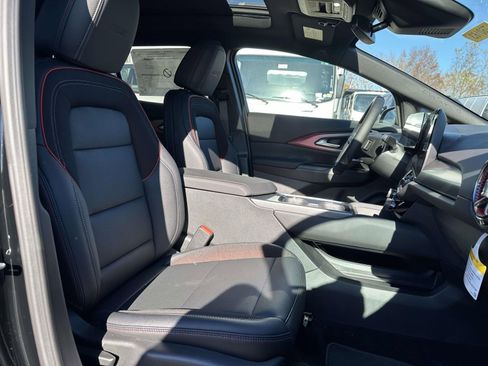 New 2026 Chevrolet Equinox EV RS image 24