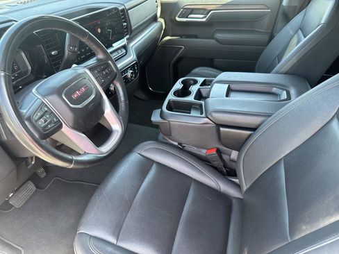 Used 2025 GMC Sierra 1500 SLT RWD image 9