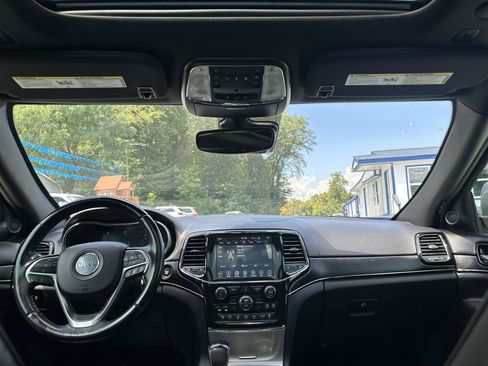 Used 2019 Jeep Grand Cherokee High Altitude RWD image 10