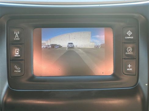 Used 2016 Jeep Cherokee Latitude w/ Cold Weather Group image 23