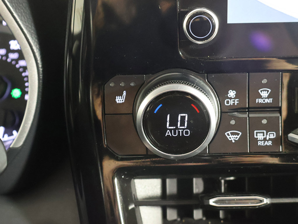 Used 2023 Toyota Highlander XSE AWD/4WD image 50