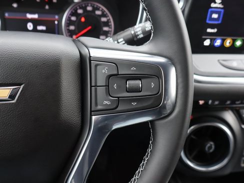 Used 2024 Chevrolet Blazer LT w/ Midnight/Sport Edition image 7