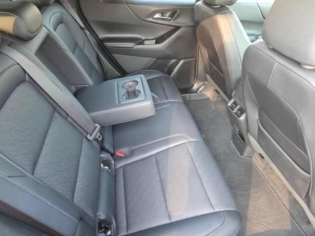 Used 2026 Chevrolet Equinox LT w/ Convenience Package II FWD image 38