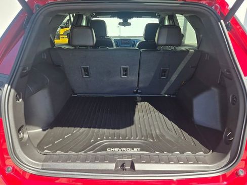 Used 2024 Chevrolet Equinox RS FWD image 12