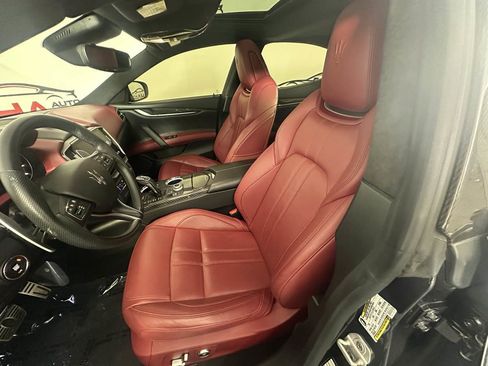 Used 2023 Maserati Ghibli Modena Q4 image 26