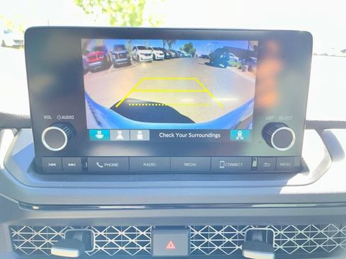 Certified 2023 Honda Accord EX image 35