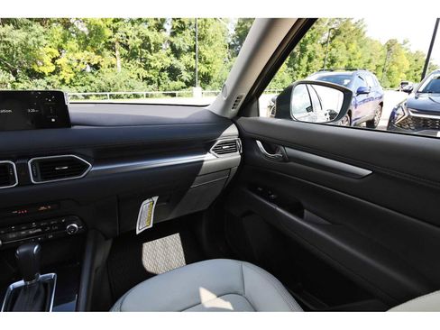Used 2025 MAZDA CX-5 AWD 2.5 S w/ Preferred Package image 8