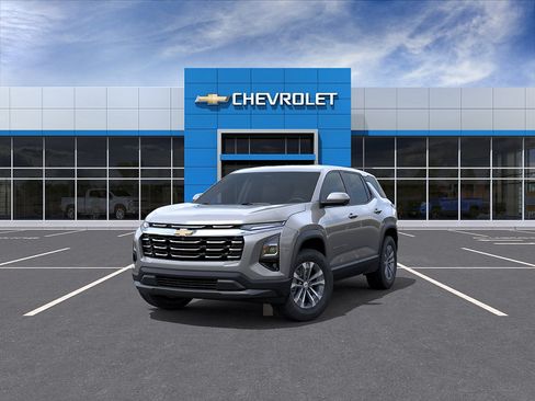 New 2026 Chevrolet Equinox LT w/ Convenience Package II AWD/4WD image 8