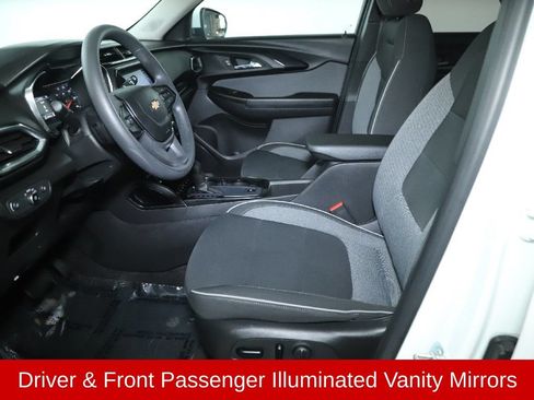 Used 2023 Chevrolet TrailBlazer LT w/ Convenience Package AWD/4WD image 19