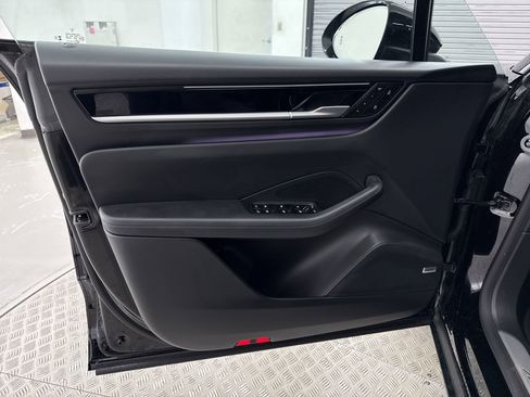 Used 2024 Porsche Macan 4 Electric image 23