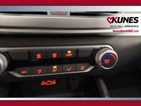 Used 2025 Nissan Altima 2.5 SR image 26