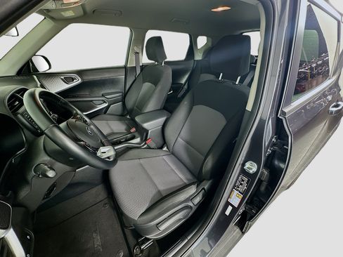 Used 2021 Kia Soul X-Line FWD image 13