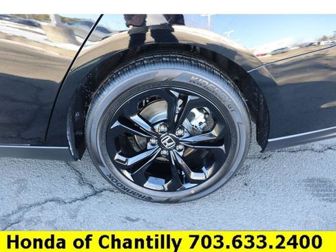 Certified 2025 Honda Accord SE image 25