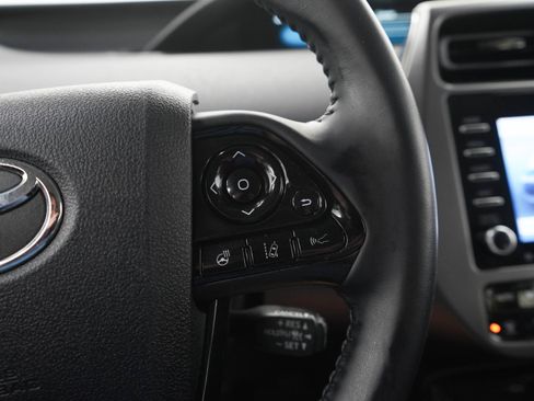 Used 2021 Toyota Prius FWD image 23
