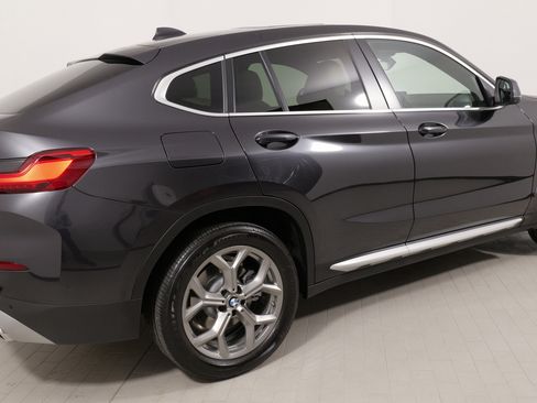 Used 2025 BMW X4 xDrive30i image 11