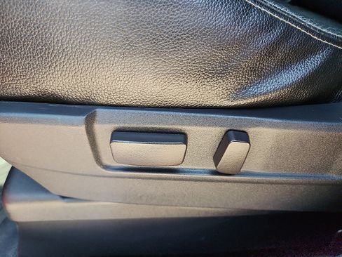 Used 2016 Mitsubishi Outlander GT AWD/4WD image 12