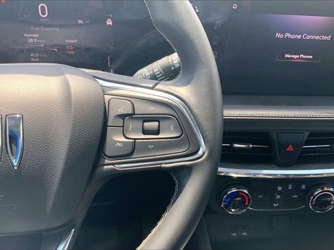 Used 2025 Buick Encore GX Preferred AWD/4WD image 17