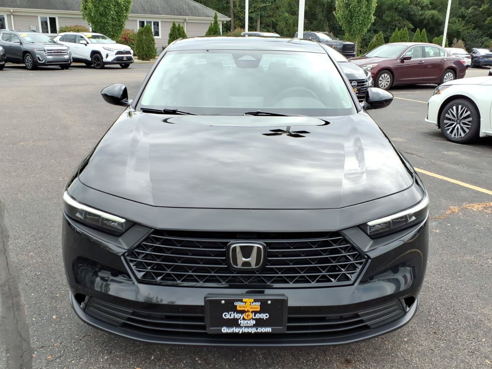 Used 2024 Honda Accord EX image 2
