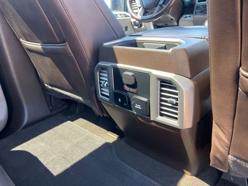 Used 2019 Ford F150 Limited image 37