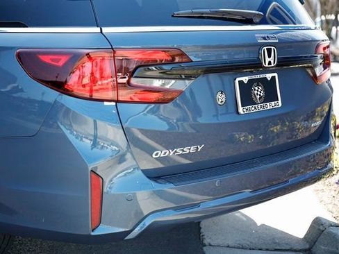 New 2026 Honda Odyssey Elite image 9