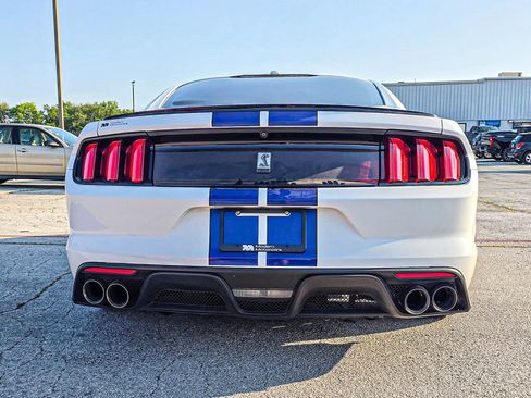 Used 2016 Ford Mustang Shelby GT350 w/ Technology Package RWD image 5