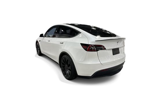 Certified 2023 Tesla Model Y Performance AWD/4WD image 4