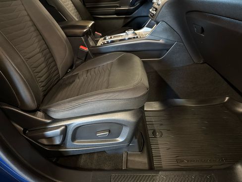 Used 2020 Ford Explorer XLT w/ Class III Trailer Tow Package image 14