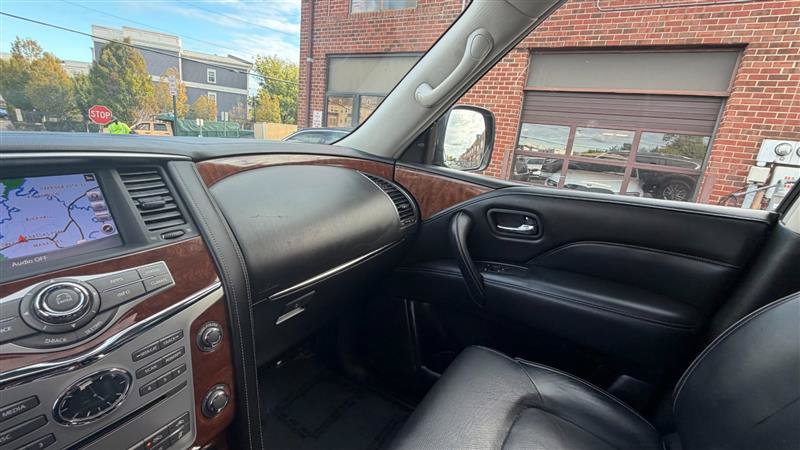 Used 2019 INFINITI QX80 Luxe w/ Proassist Package AWD/4WD image 39