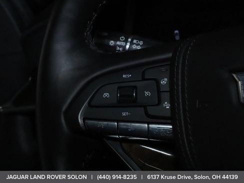 Used 2022 Cadillac Escalade Sport Platinum w/ LPO, ONYX Package AWD/4WD image 22