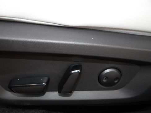 New 2026 Mitsubishi Outlander Trail Edition image 17