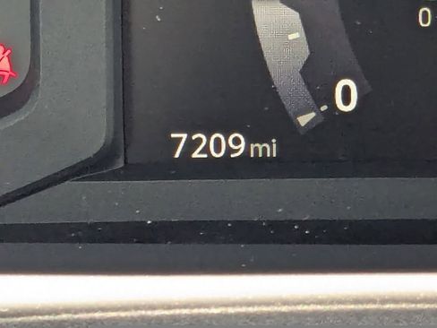 Used 2025 Toyota Tacoma SR5 RWD image 27