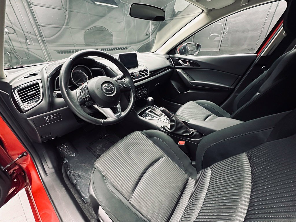 Used 2015 MAZDA MAZDA3 i Touring FWD image 17