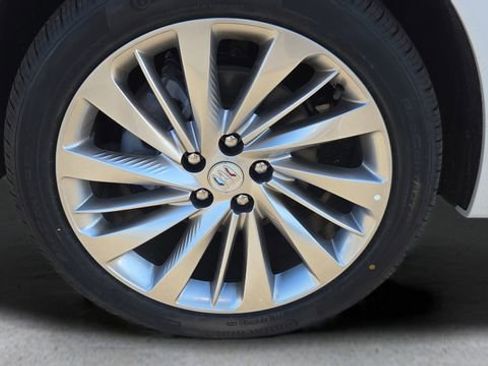 New 2026 Buick Envision Avenir image 42