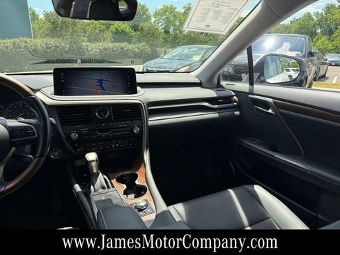 Used 2022 Lexus RX 350L Premium w/ Premium Package AWD/4WD image 15