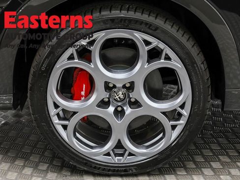 Used 2024 Alfa Romeo Tonale Veloce image 33