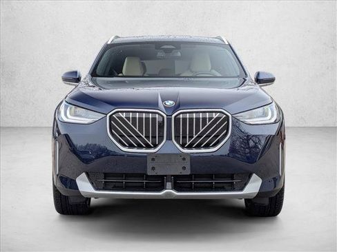 Used 2025 BMW X3 xDrive30i w/ Premium Package AWD/4WD image 2