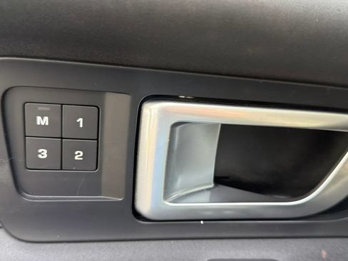Used 2016 Land Rover Discovery Sport HSE AWD/4WD image 27